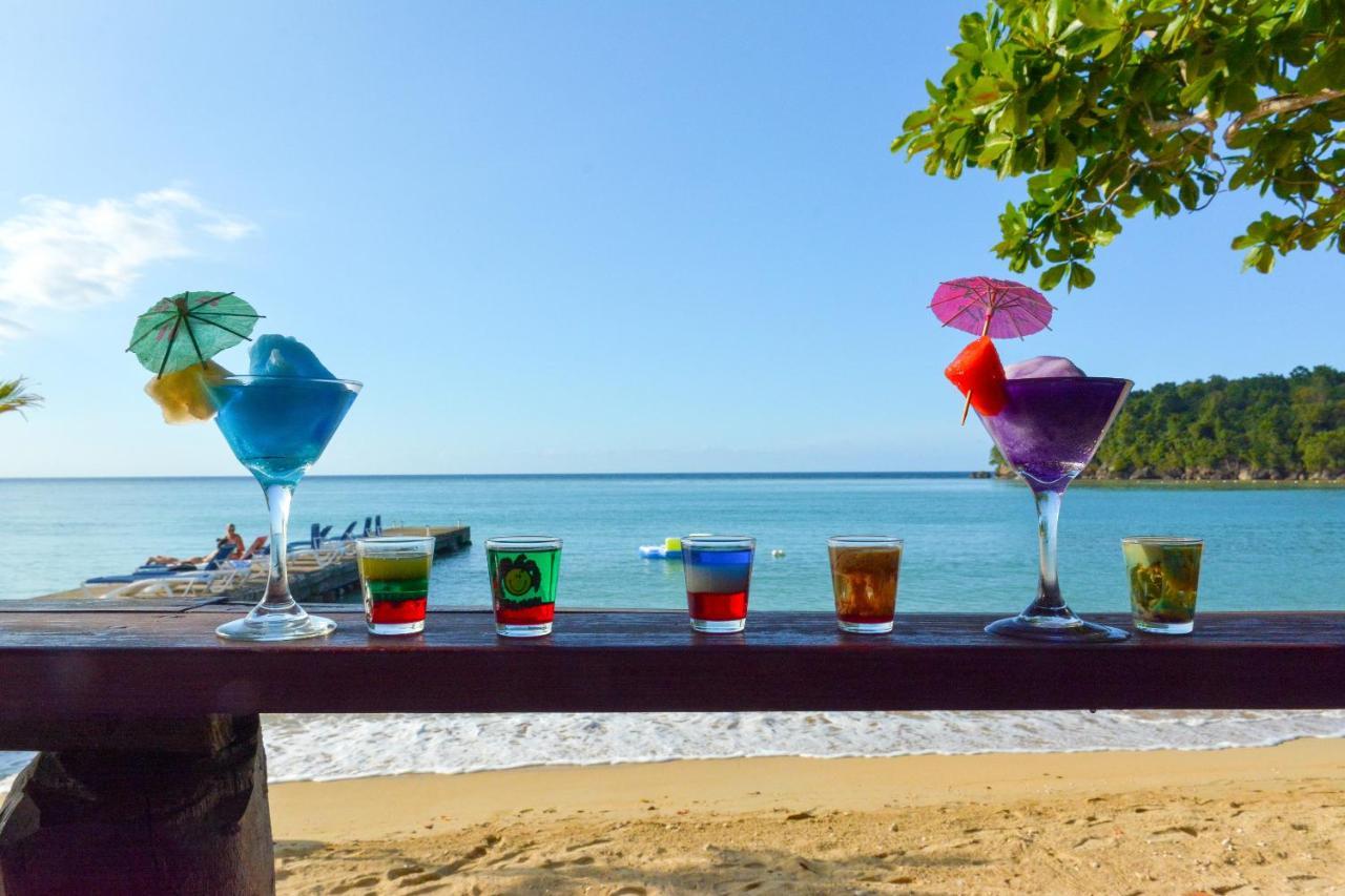 Kaz Kreol Beach Hotel Ocho Rios Eksteriør billede